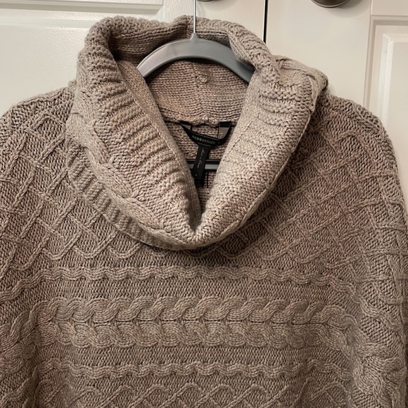 BCBG NWT small wool blend short sleeve poncho cowl neck - Picture 2 of 14